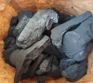 11 farver, der klæder mørkegrå køkkenfronter