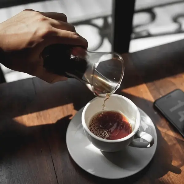 8 pladsbesparende sofaborde til små stuer